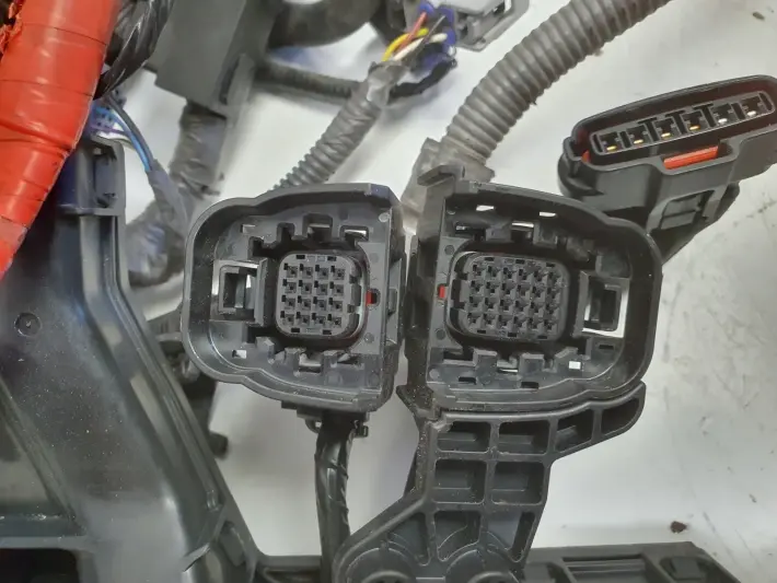 Toyota C-HR CHR 1.8 Hybryda Automat WIĄZKA SILNIKA Instalacja przewody