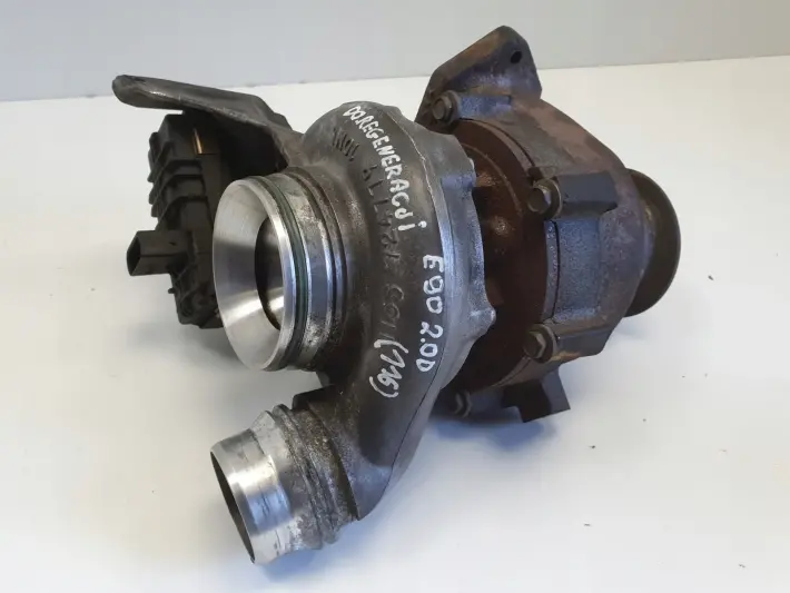 BMW E87 E90 2.0 D N47 TURBOSPRĘŻARKA turbo 724779