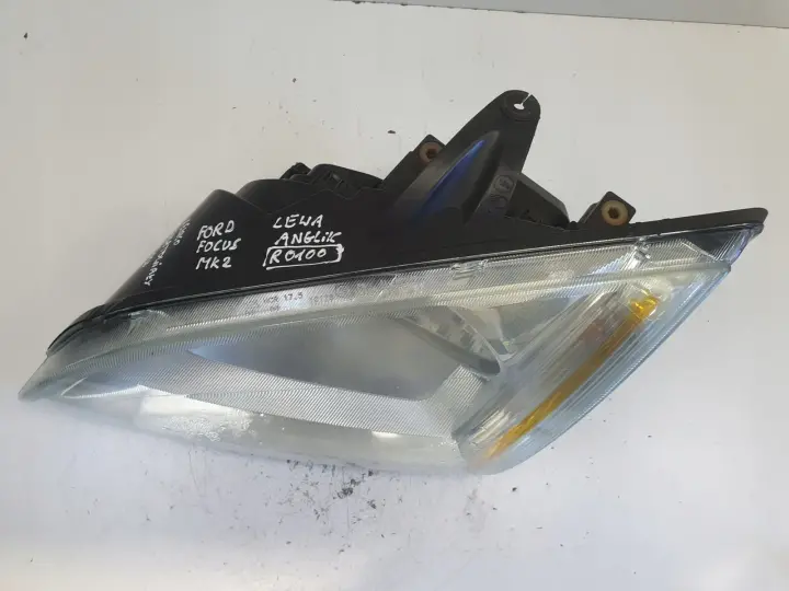 Ford Focus mk2 02-06 PRZEDNIA LAMPA LEWA lewy przód anglik