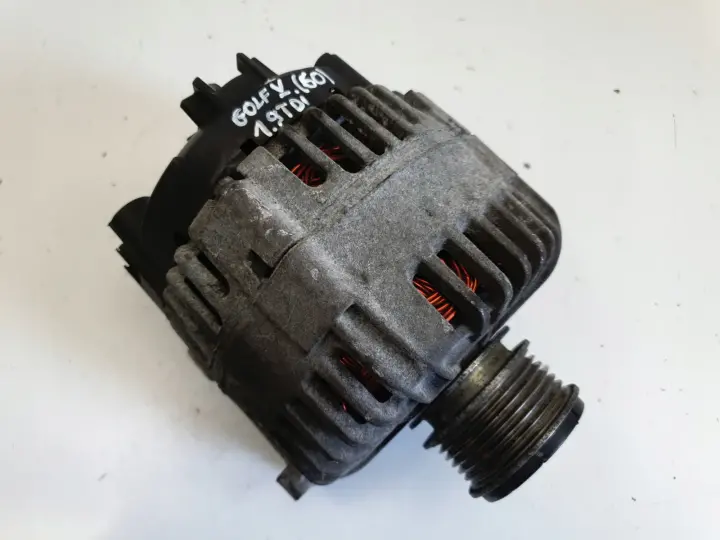 VW Golf V 1.9 TDI ALTERNATOR valeo 06F903023C 140A