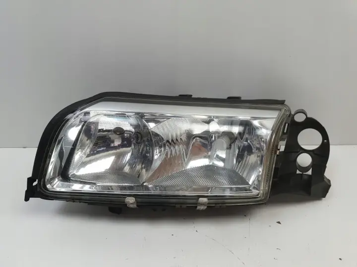 Volvo S80 I 04-06r LIFT PRZEDNIA LAMPA LEWA lewy przód EUROPA