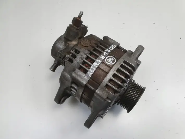 Opel Astra III H 1.7 CDTI ALTERNATOR pompa vacum