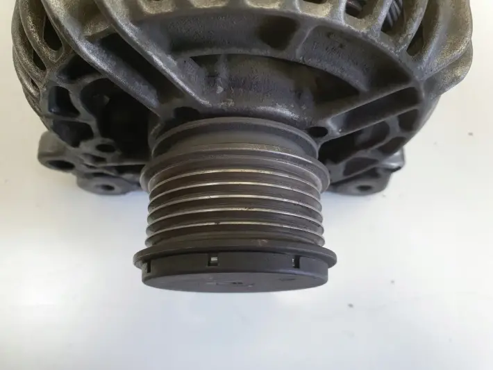 Skoda Fabia I 1.9 TDI ALTERNATOR bosch 028903028E 120A