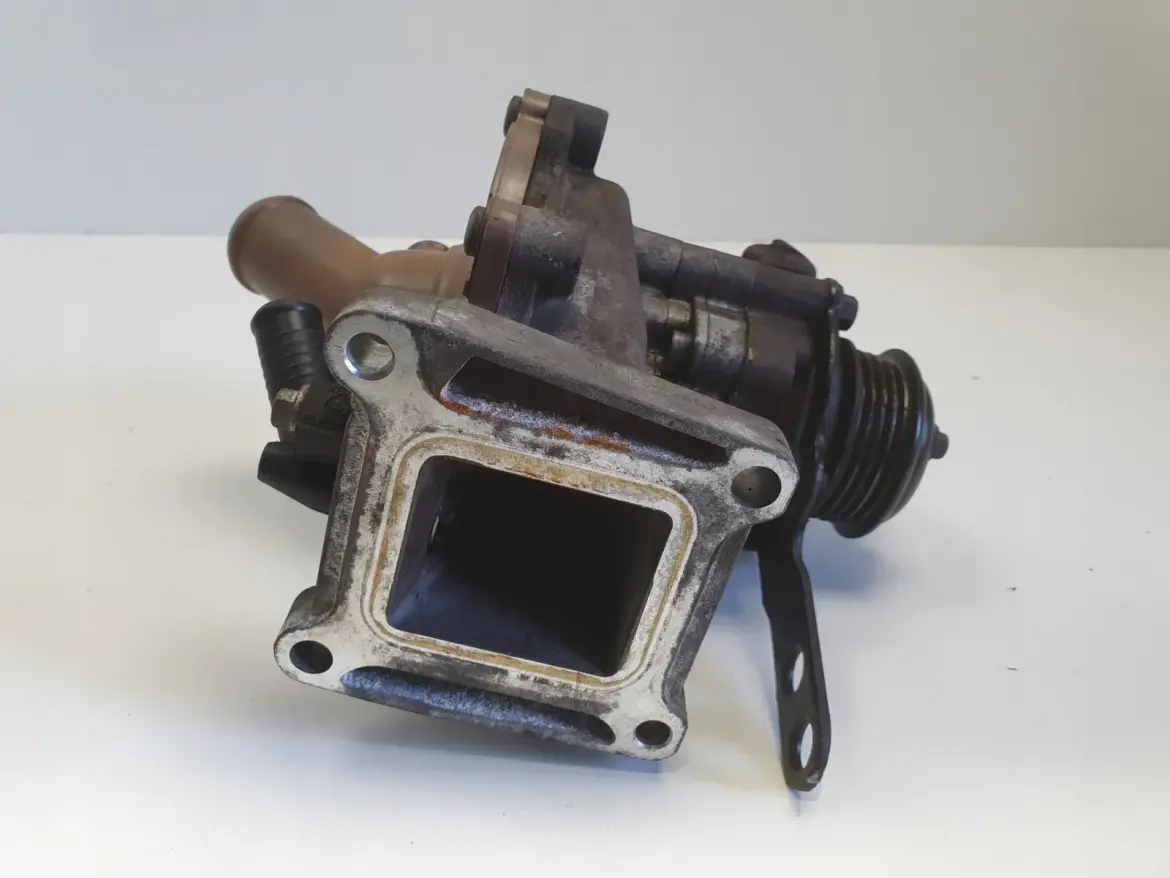 Ford Mondeo III MK3 2.0 TDCI POMPA WSPOMAGANIA XS7Q-8A578-AE
