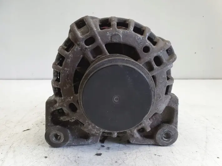 Renault Clio IV 1.2 16V ALTERNATOR 231003730R
