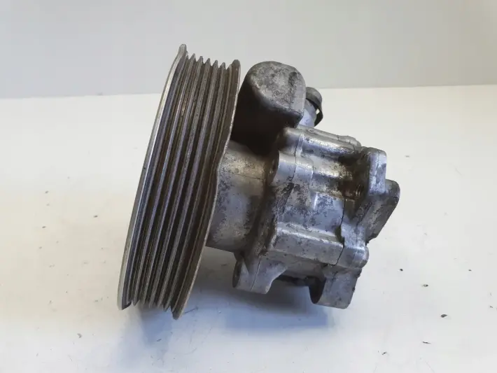 Audi A6 C6 3.0 TDI POMPA WSPOMAGANIA 4F0145155A