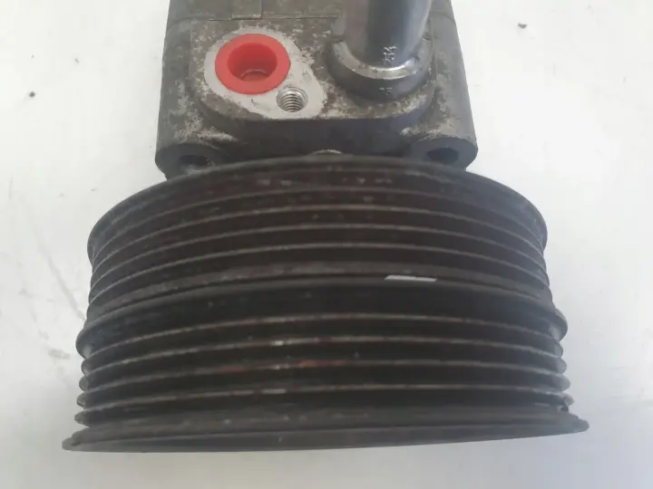 Volvo V70 III S80 II 2.5 T POMPA WSPOMAGANIA 31200569