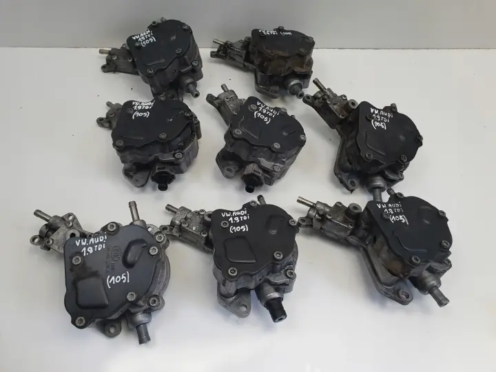 Audi A3 8L Golf IV 1.9 TDI POMPA VACUM wakum LUK 038145209A