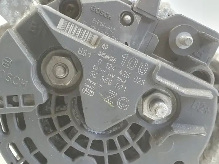 Opel Zafira A 1.8 16V ALTERNATOR 0124425025 100A bosch