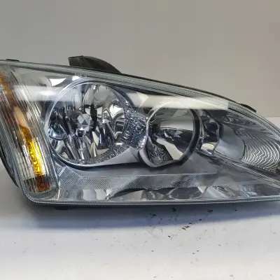Ford Focus mk2 02-06 PRZEDNIA LAMPA PRAWA prawy przód anglik