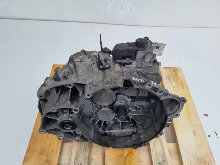 Volvo S60 II V60 2.0 D4 SKRZYNIA BIEGÓW manualna 1285017 BG9R-7002-KA