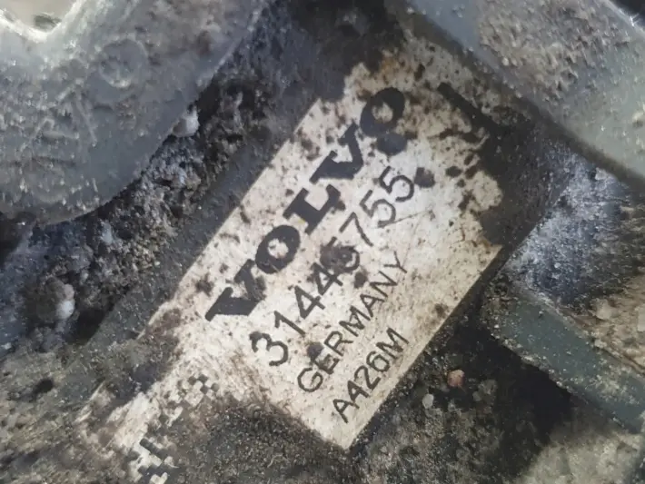 Volvo S90 V90 XC90 II TYLNY ZACISK HAMULCOWY lewy tył 31445755