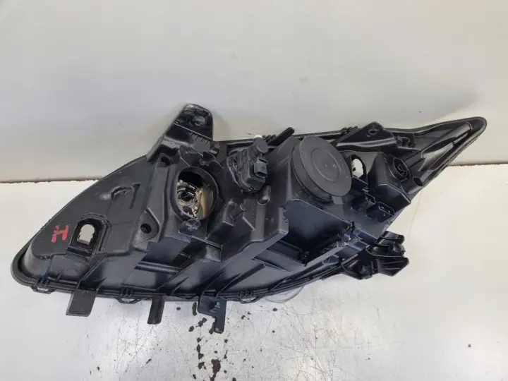 Renault Laguna III 07-10r PRZEDNIA LAMPA PRAWA PRAWY PRZÓD 260100033R