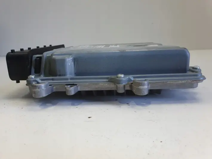 Volvo XC60 2.4 D5 STEROWNIK SILNIKA komputer 31392982