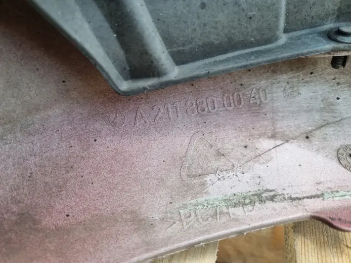 Mercedes W211 LIFT 02-06r KOMPLETNY PRZEDNI ZDERZAK przód PDC HALOGENY 567