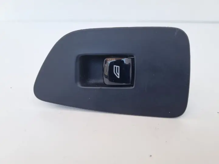 Volvo S90 II V60 II S60 III XC60 II PRAWY PANEL SZYB 31376458