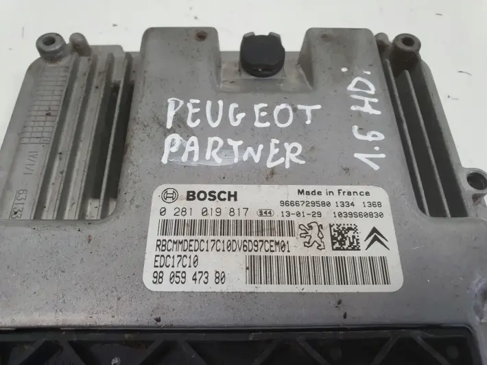 Peugeot Partner II 1.6 HDI STEROWNIK SILNIKA komputer 0281019817