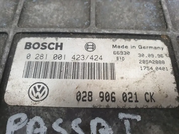 VW Passat B4 1.9 TDI STEROWNIK SILNIKA 0281001423