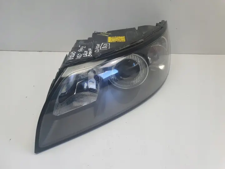 Volvo S40 II V50 04-07r PRZEDNIA LAMPA LEWA lewy przód EUROPA 30698873