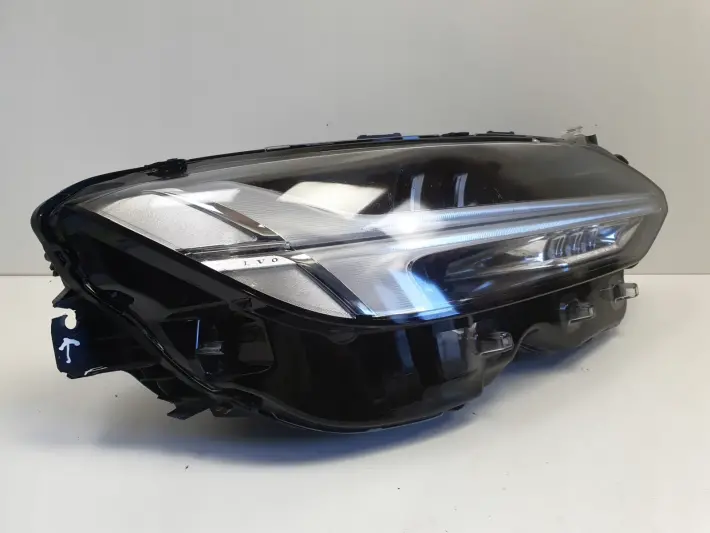 Volvo V90 S90 II PRZEDNIA LAMPA PRAWA prawy przód FULL LED EUROPA 32228311