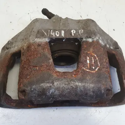 Volvo V40 II PRZEDNI ZACISK HAMULCOWY prawy przód PASAŻERA P.P 976