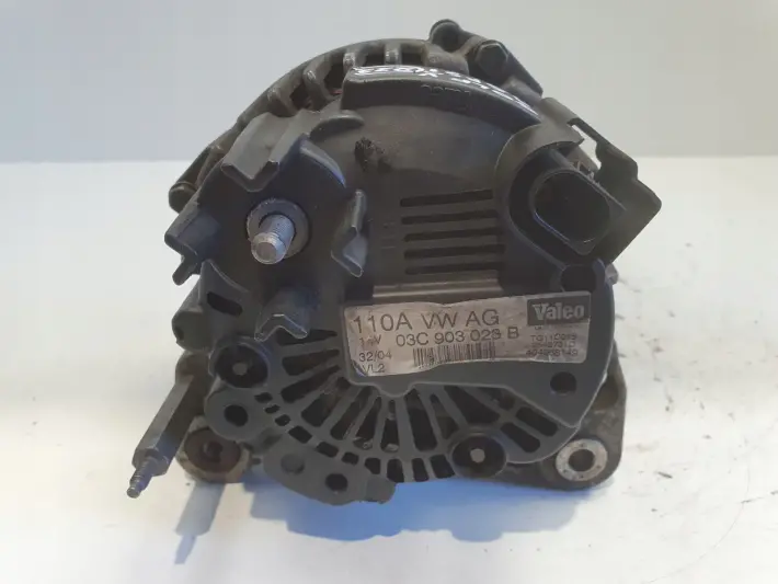 VW Golf V 1.6 FSI ALTERNATOR valeo 03C903023B 110A