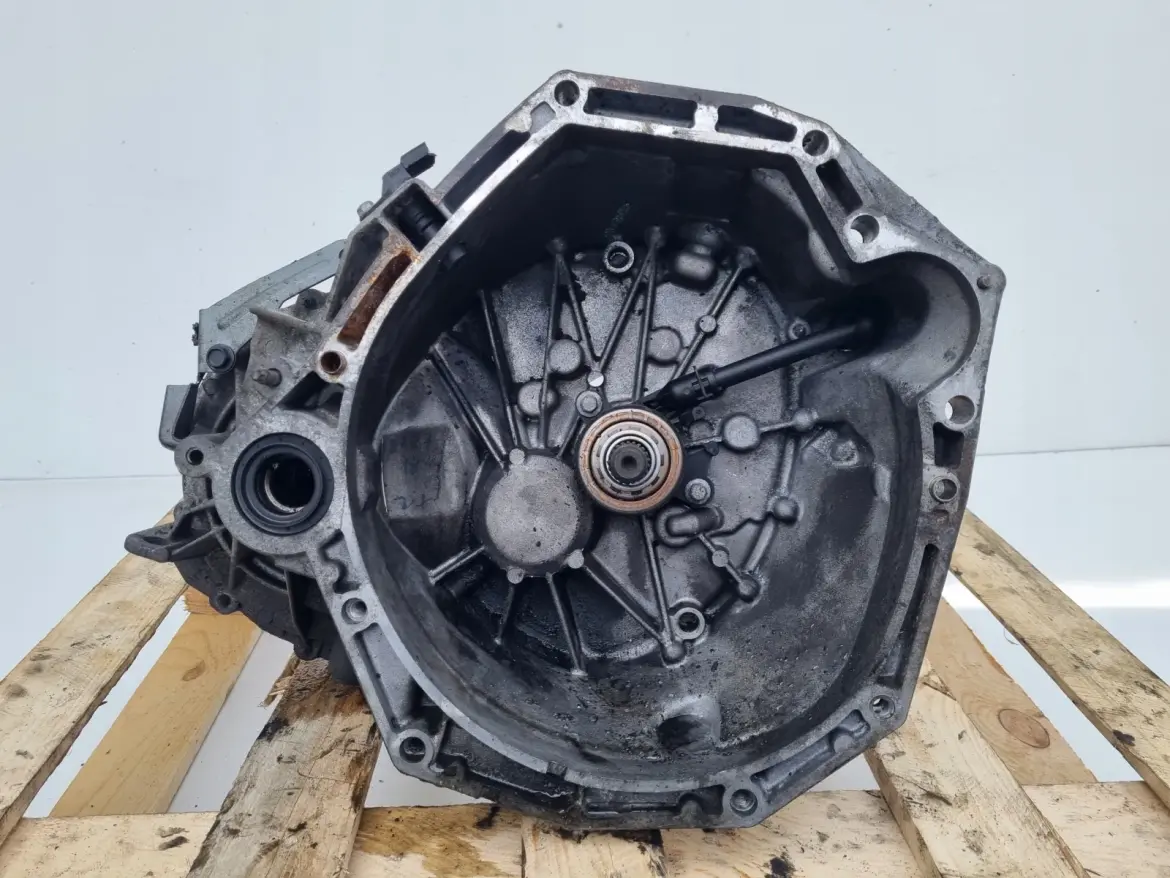 Nissan Juke 1.5 DCI SKRZYNIA BIEGÓW manualna MANUAL TL4120 TL4A120