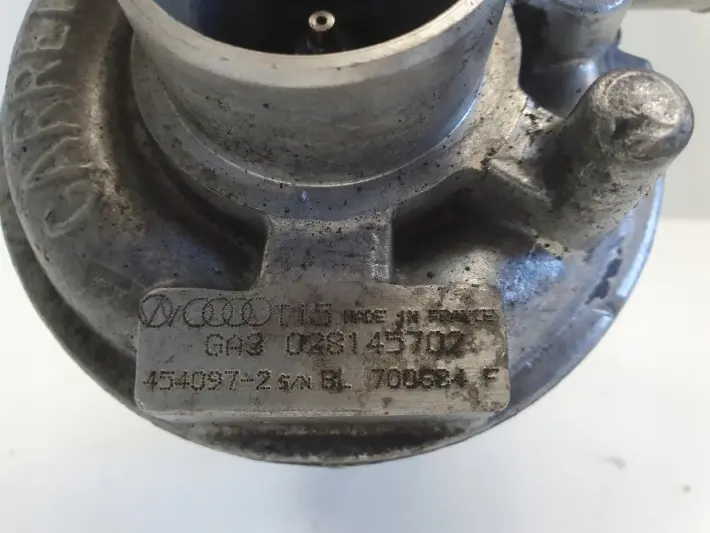 Audi A4 B5 1.9 TDI TURBOSPRĘŻARKA turbo 028145702