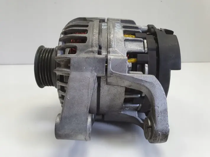 Opel Corsa C 1.2 16V ALTERNATOR bosch 0124225041 70A XK