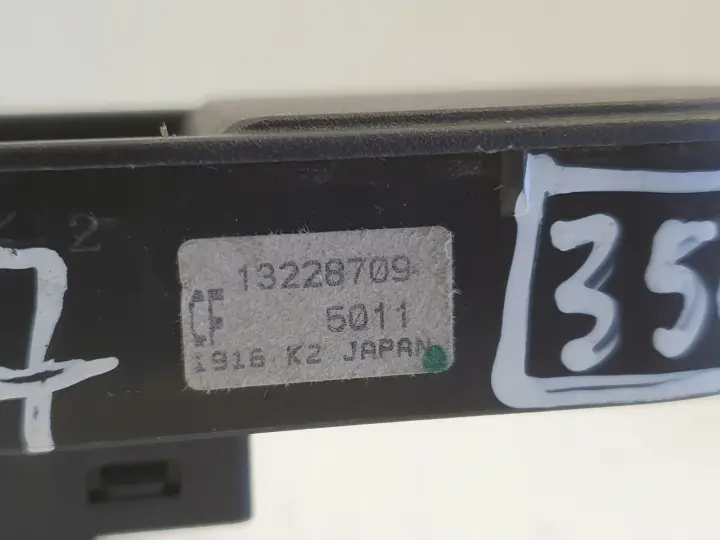 Opel Zafira B Astra H III PRZEŁĄCZNIK SZYB panel lewy przód 13228709