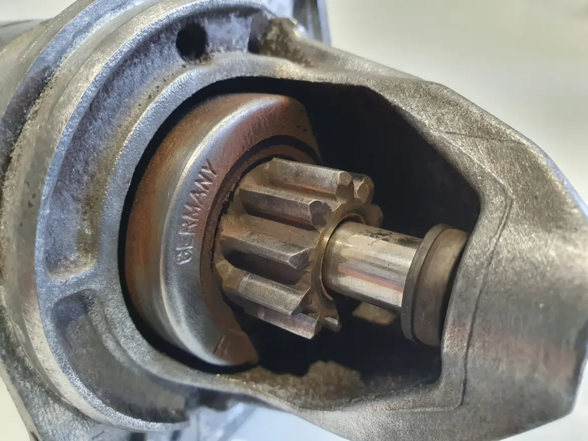 Ford C-MAX 1.6 16V ROZRUSZNIK bosch 0001107417 2S6U-11000-CB