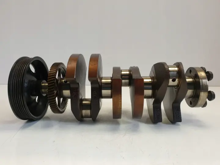 VW Polo IV 1.2 12V WAŁ KORBOWY AZQ 64KM