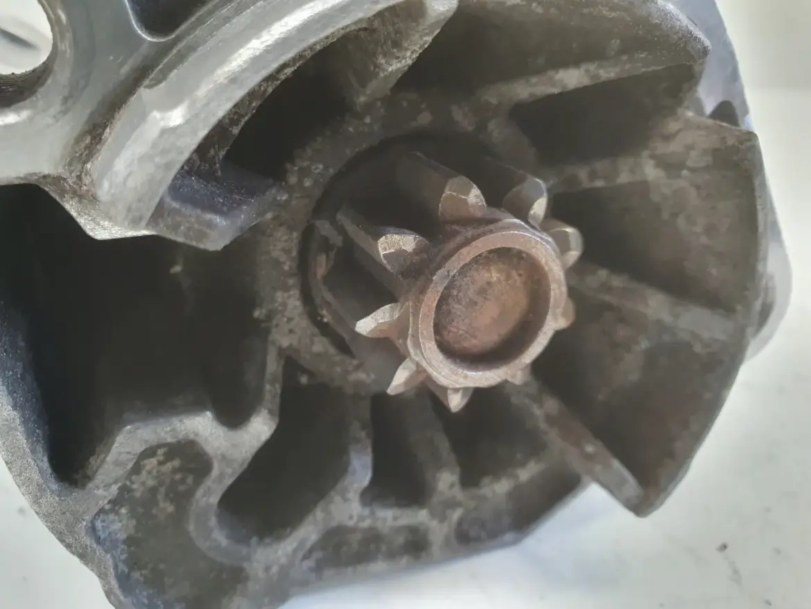 Seat Exeo 2.0 TFSI ROZRUSZNIK valeo 06D911023A D6GS19
