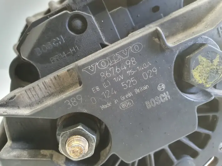 Volvo S60 V70 2.4 D5 ALTERNATOR 8676498 bosch