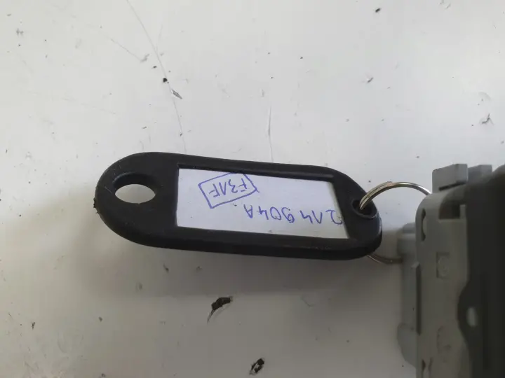 Renault Dacia WŁĄCZNIK PRZEŁĄCZNIK PODGRZEWANIA FOTELA panel 214904A