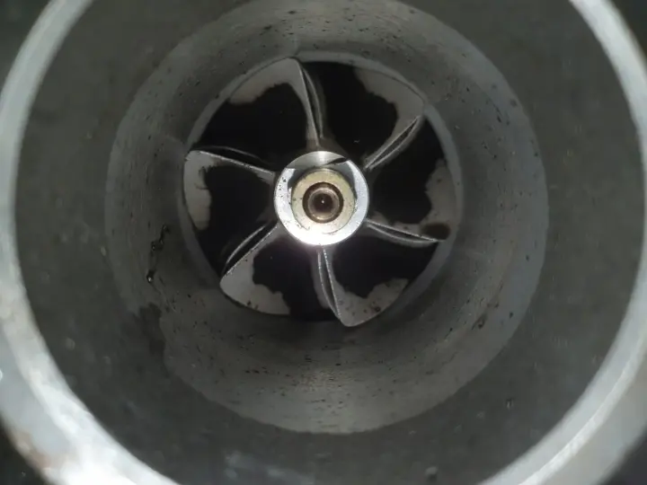 VW Golf IV 1.9 TDI TURBOSPRĘŻARKA turbo 038253016S ASZ
