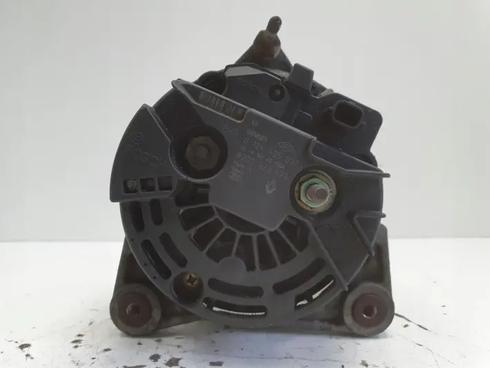 Renault Clio III 1.5 DCI ALTERNATOR bosch 0124425037