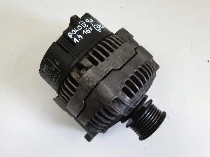 Audi 80 B4 1.9 TDI ALTERNATOR bosch 028903025A 0123310007 70A