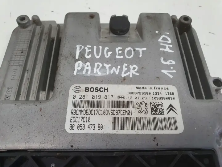 Peugeot Partner II 1.6 HDI STEROWNIK SILNIKA komputer 0281019817
