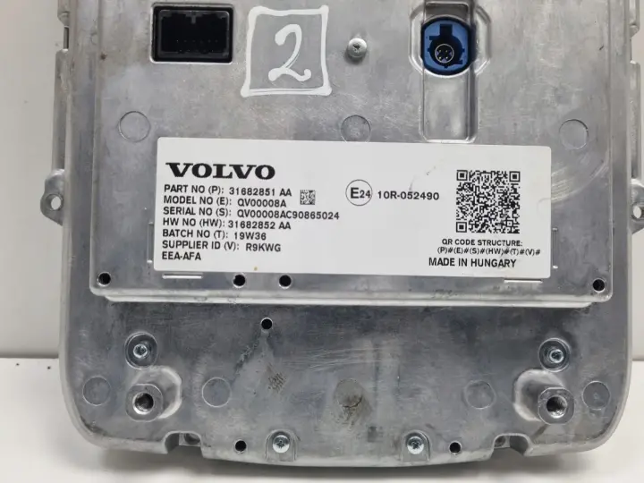 Volvo XC60 II V60 II V90 S90 XC90 II WYŚWIETLACZ EKRAN Nawigacji 31682851AA