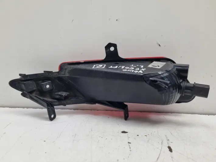 Volvo XC60 LIFT 13-17r TYLNIA TYLNA LAMPA PRZECIWMGIELNA lewa lewy tył dół