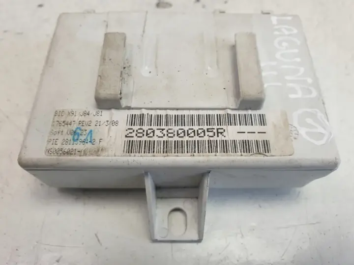 6484068b189e636d459835c4a95e07eb