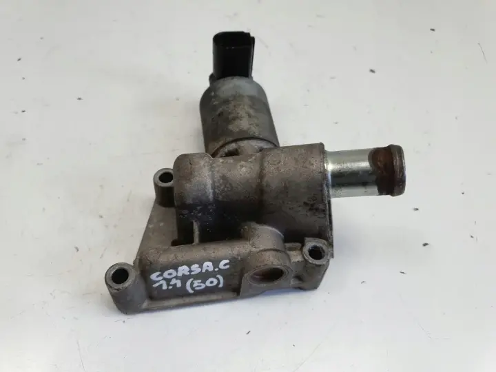 Opel Corsa C 1.2 1.4 16V ZAWÓR EGR 55556720