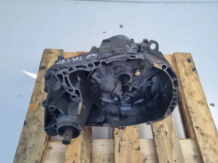 Renault Scenic I lift 1.6 16V SKRZYNIA BIEGÓW manualna JB3982