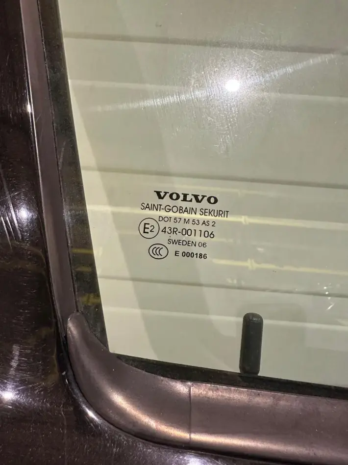 Volvo S60 V70 II 00-09r PRZEDNIE DRZWI PRAWE prawy przód EUROPA