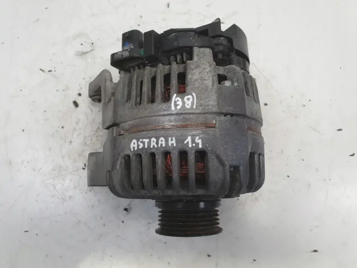 Opel Astra III H 1.4 16V ALTERNATOR bosch 0124325171