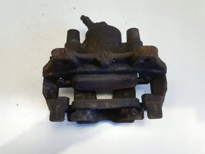 Renault Captur II LEWY PRZEDNI ZACISK HAMULCOWY przód KIEROWCY 368