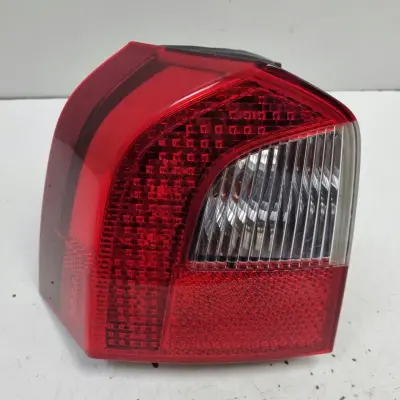 Volvo V70 III XC70 TYLNIA TYLNA LAMPA LEWA lewy tył LED 31395072