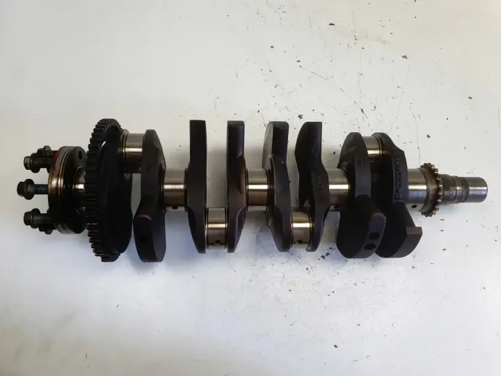 Mini Cooper R50 R53 1.6 16V WAŁ KORBOWY 04777684AA