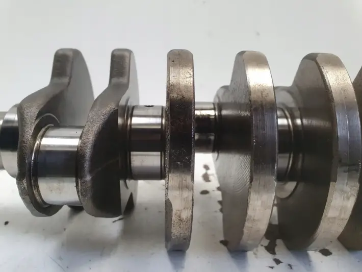 Opel Corsa D 1.3 CDTI WAŁ KORBOWY Z13DTJ